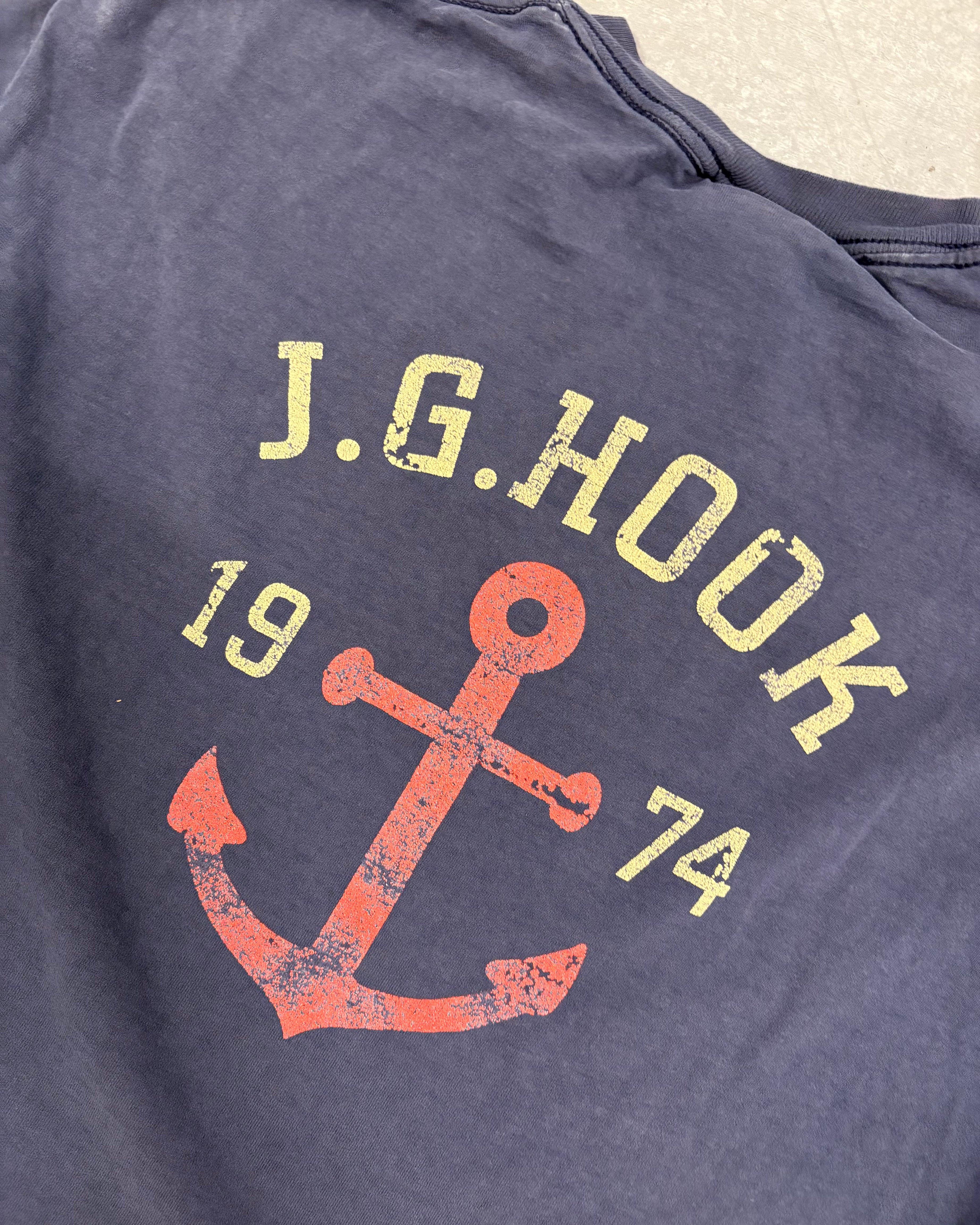 VINTAGE NAVY JG HOOK FADED TEE - M