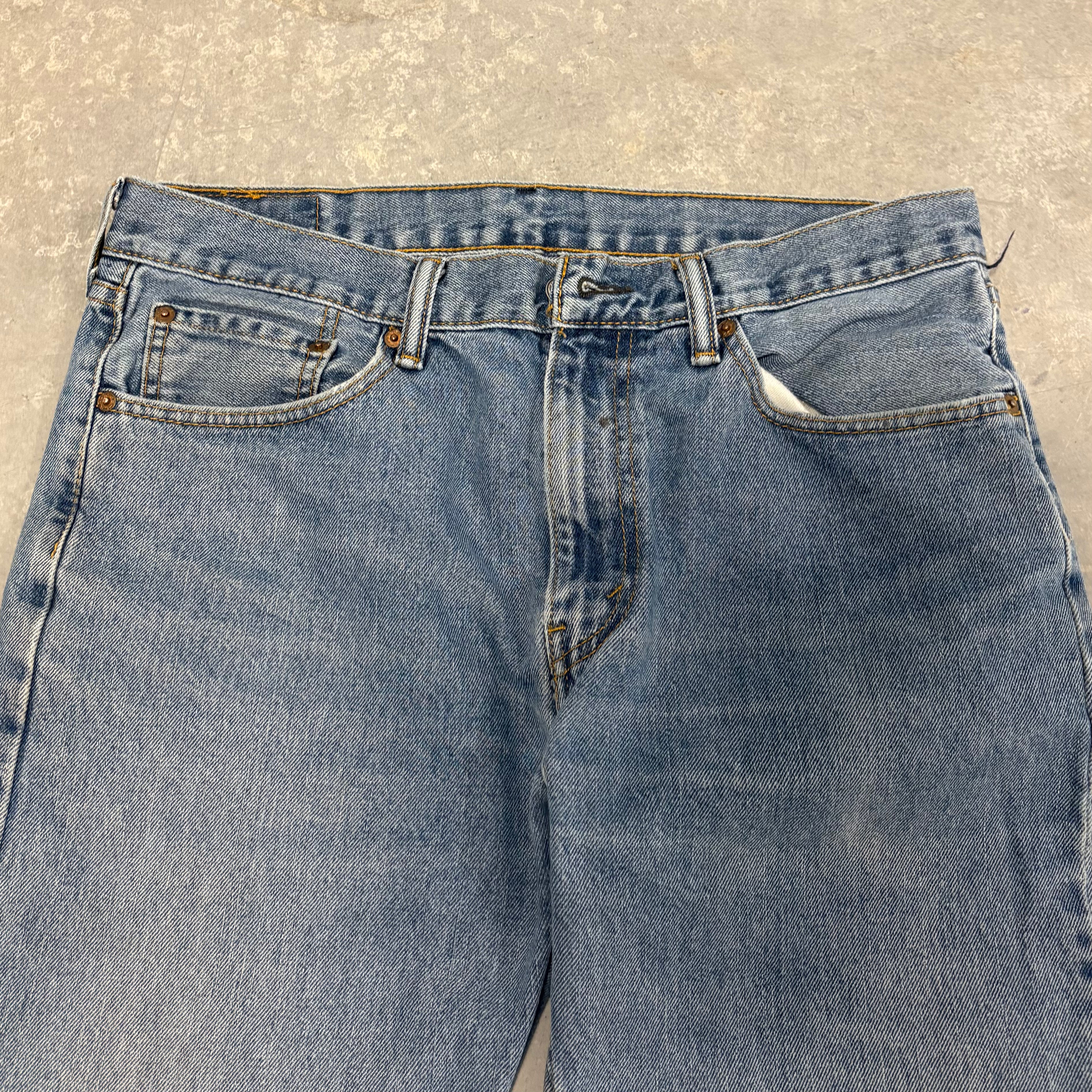 Vintage Blue Levis 505 - 33